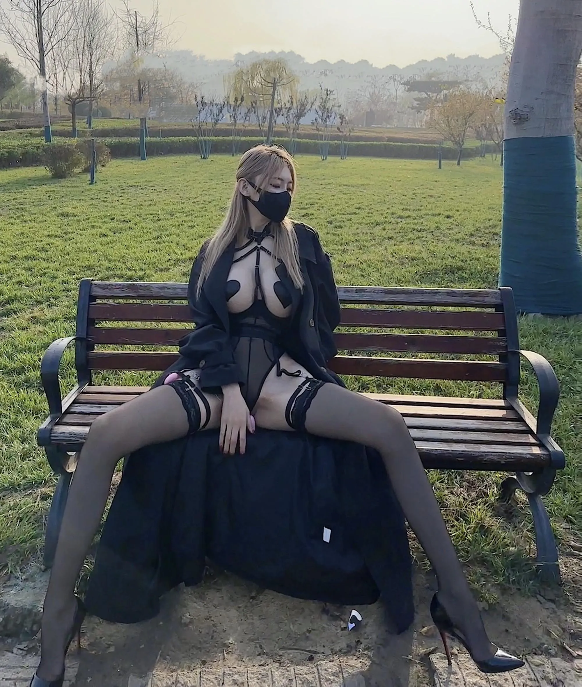NO.017 脸红Dearie – 24 公园 [40P]插图